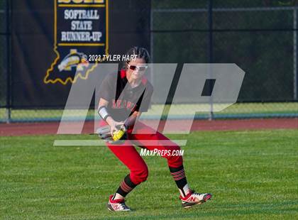 Thumbnail 3 in Terre Haute South Vigo vs. Brownsburg (IHSAA 4A Sectional #12 Semi-Final) photogallery.