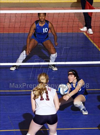 Thumbnail 2 in Eden vs. Hudson (NYSPHSAA Class B Final) photogallery.