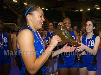 Thumbnail 2 in Eden vs. Hudson (NYSPHSAA Class B Final) photogallery.