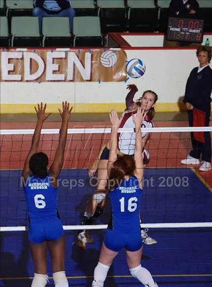 Thumbnail 3 in Eden vs. Hudson (NYSPHSAA Class B Final) photogallery.