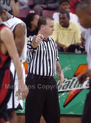Thumbnail 1 in Fairfield vs. Archbishop Mitty (CIF NorCal Regional D2 Final) photogallery.