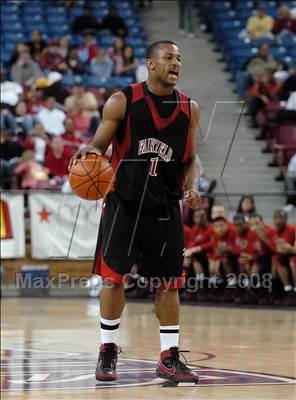 Thumbnail 3 in Fairfield vs. Archbishop Mitty (CIF NorCal Regional D2 Final) photogallery.