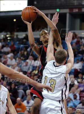 Thumbnail 3 in Fairfield vs. Archbishop Mitty (CIF NorCal Regional D2 Final) photogallery.