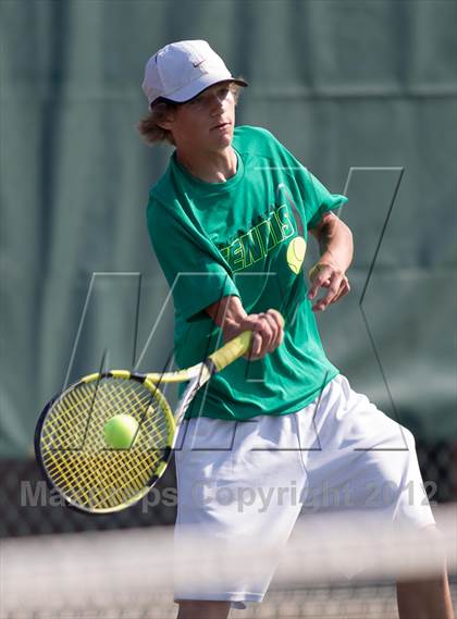 Thumbnail 2 in Triton Central Invitational photogallery.