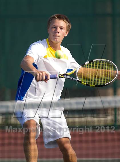 Thumbnail 2 in Triton Central Invitational photogallery.