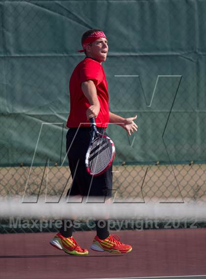 Thumbnail 2 in Triton Central Invitational photogallery.