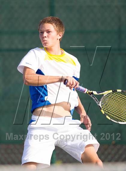 Thumbnail 2 in Triton Central Invitational photogallery.