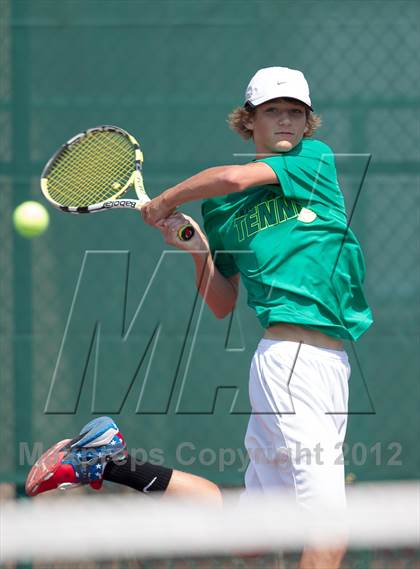 Thumbnail 2 in Triton Central Invitational photogallery.