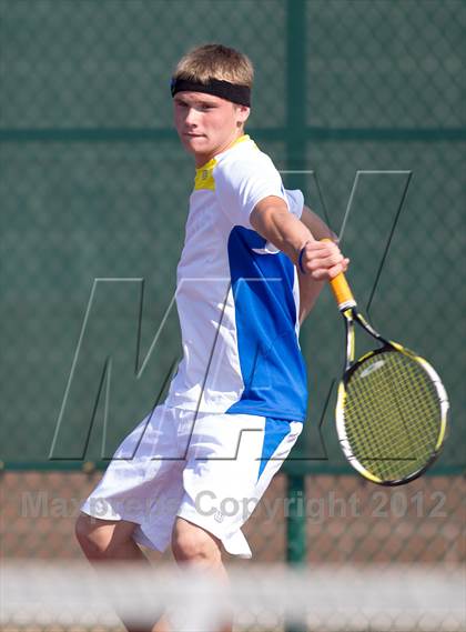 Thumbnail 3 in Triton Central Invitational photogallery.