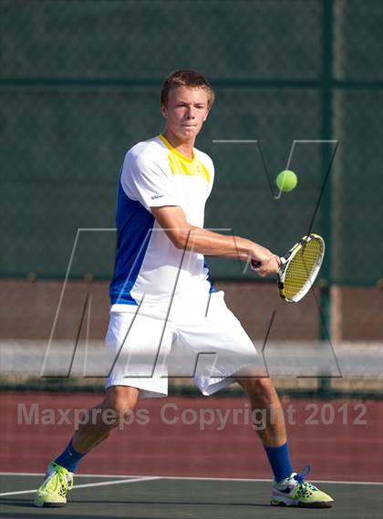 Thumbnail 2 in Triton Central Invitational photogallery.