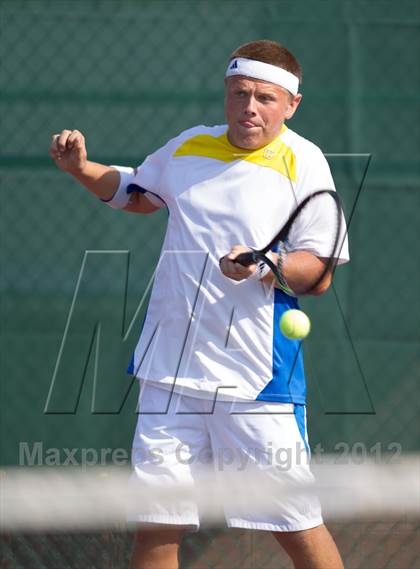 Thumbnail 2 in Triton Central Invitational photogallery.