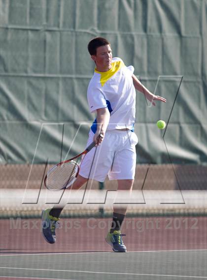 Thumbnail 2 in Triton Central Invitational photogallery.