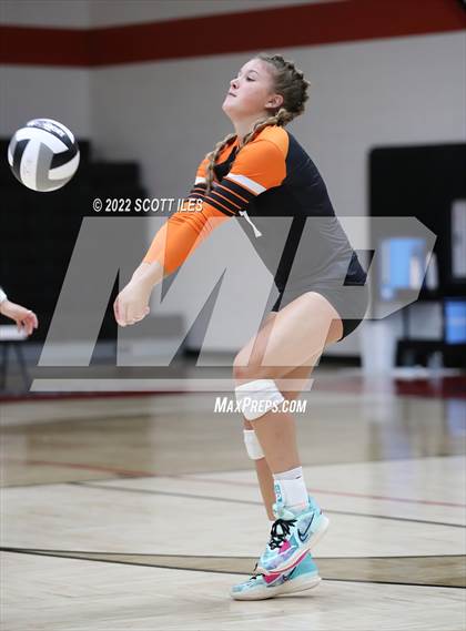 Thumbnail 1 in Amanda-Clearcreek @ Circleville photogallery.