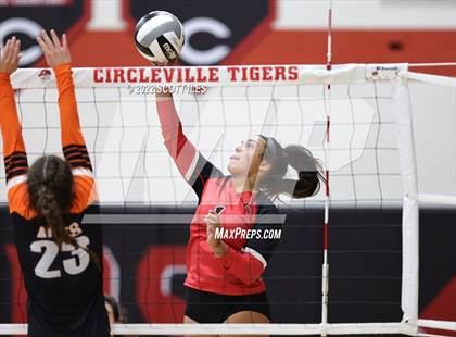 Thumbnail 2 in Amanda-Clearcreek @ Circleville photogallery.