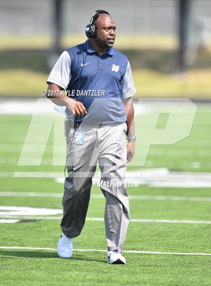 Thumbnail 3 in Nimitz @ Timber Creek photogallery.