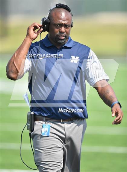 Thumbnail 1 in Nimitz @ Timber Creek photogallery.