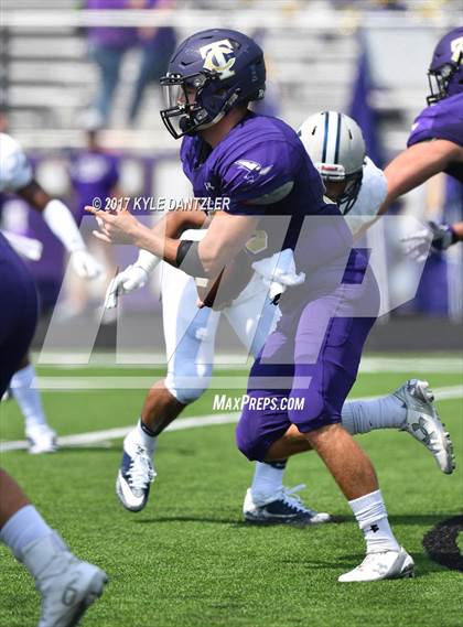 Thumbnail 1 in Nimitz @ Timber Creek photogallery.