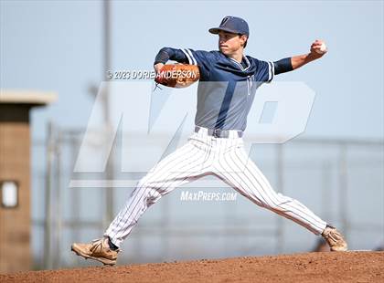 Thumbnail 1 in Del Campo @ Vista del Lago photogallery.