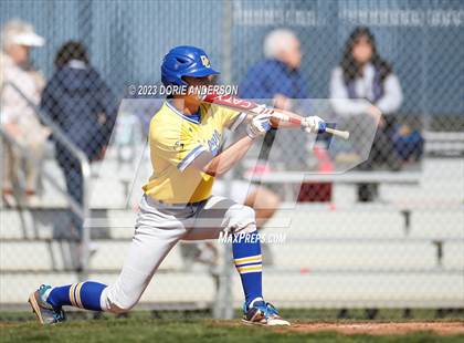 Thumbnail 2 in Del Campo @ Vista del Lago photogallery.