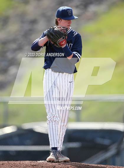 Thumbnail 2 in Del Campo @ Vista del Lago photogallery.