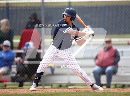 Thumbnail 1 in Del Campo @ Vista del Lago photogallery.
