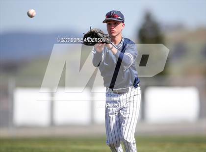 Thumbnail 1 in Del Campo @ Vista del Lago photogallery.