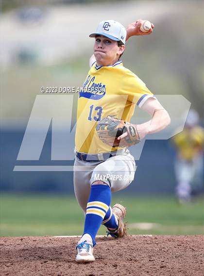 Thumbnail 1 in Del Campo @ Vista del Lago photogallery.