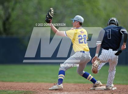 Thumbnail 3 in Del Campo @ Vista del Lago photogallery.