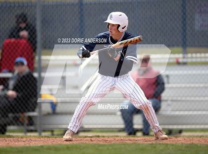 Thumbnail 2 in Del Campo @ Vista del Lago photogallery.