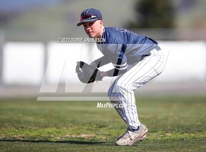 Thumbnail 1 in Del Campo @ Vista del Lago photogallery.