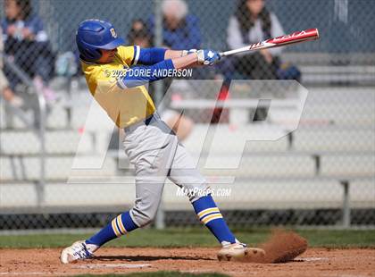 Thumbnail 2 in Del Campo @ Vista del Lago photogallery.