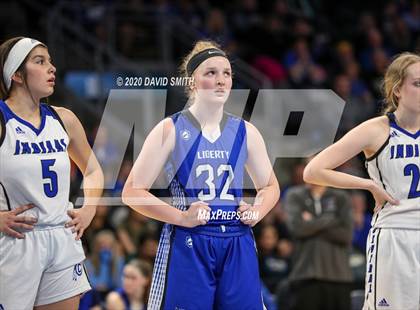 Thumbnail 2 in Liberty vs. Central (MSHSAA Class 5 Sectional) photogallery.