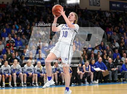 Thumbnail 2 in Liberty vs. Central (MSHSAA Class 5 Sectional) photogallery.
