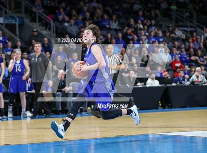 Thumbnail 3 in Liberty vs. Central (MSHSAA Class 5 Sectional) photogallery.