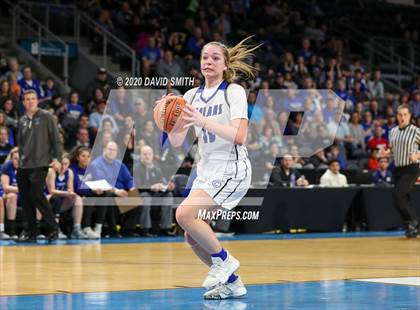 Thumbnail 2 in Liberty vs. Central (MSHSAA Class 5 Sectional) photogallery.