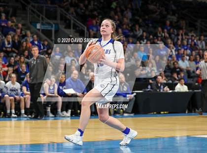 Thumbnail 3 in Liberty vs. Central (MSHSAA Class 5 Sectional) photogallery.