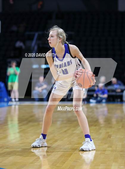Thumbnail 1 in Liberty vs. Central (MSHSAA Class 5 Sectional) photogallery.
