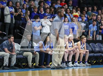 Thumbnail 2 in Liberty vs. Central (MSHSAA Class 5 Sectional) photogallery.