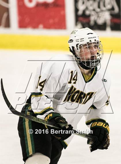 Thumbnail 2 in Williamsville North vs. Pittsford (NYSPHSAA Division 1 Regional Final) photogallery.