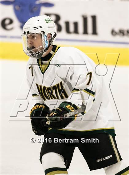 Thumbnail 1 in Williamsville North vs. Pittsford (NYSPHSAA Division 1 Regional Final) photogallery.