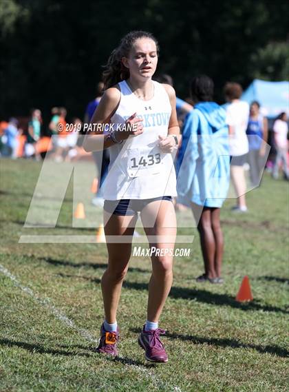 Thumbnail 3 in Monroe Parker Invitational photogallery.