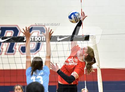 Thumbnail 3 in Cathedral Catholic vs. St. Lucy's (Durango Fall Classic) photogallery.