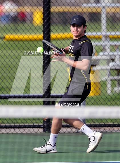 Thumbnail 3 in Gates Chili @ Honeoye Falls-Lima photogallery.