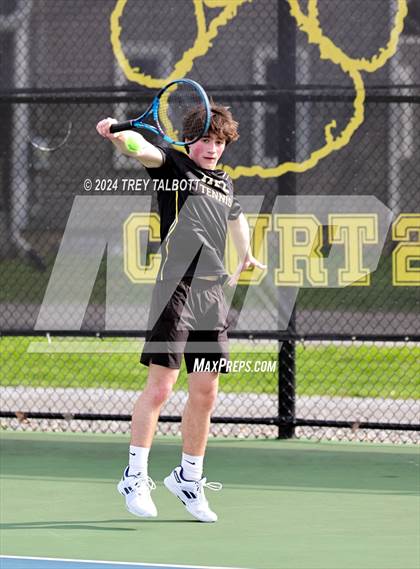 Thumbnail 3 in Gates Chili @ Honeoye Falls-Lima photogallery.