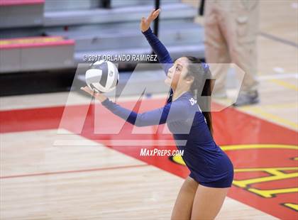 Thumbnail 3 in Santa Fe Christian vs. Del Norte (CIF SDS D1 Final) photogallery.