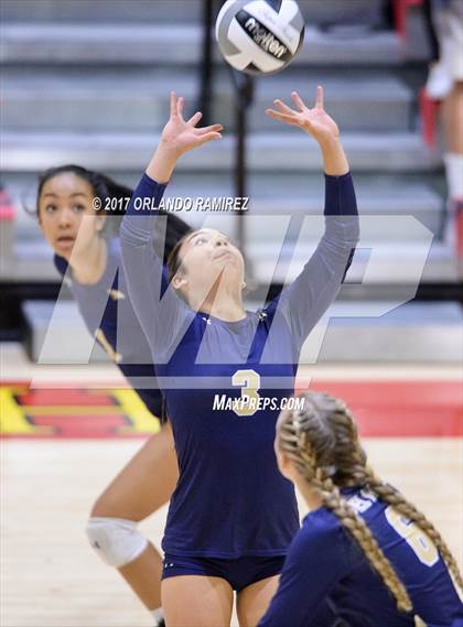 Thumbnail 2 in Santa Fe Christian vs. Del Norte (CIF SDS D1 Final) photogallery.