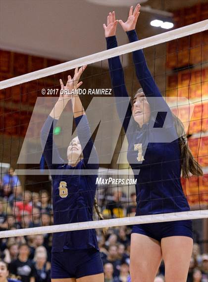 Thumbnail 2 in Santa Fe Christian vs. Del Norte (CIF SDS D1 Final) photogallery.