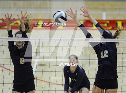 Thumbnail 2 in Santa Fe Christian vs. Del Norte (CIF SDS D1 Final) photogallery.