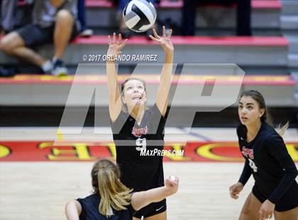 Thumbnail 3 in Santa Fe Christian vs. Del Norte (CIF SDS D1 Final) photogallery.