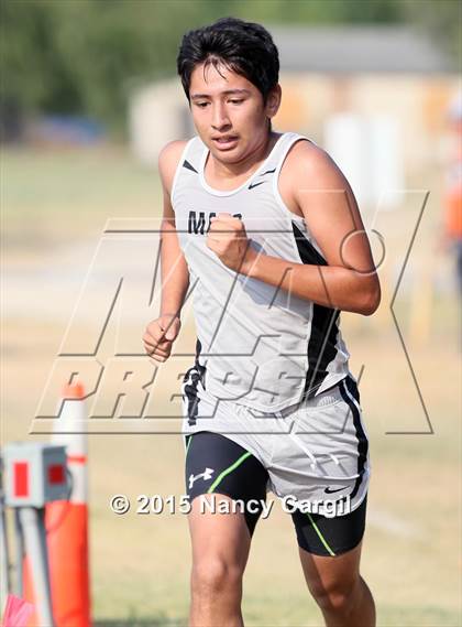 Thumbnail 2 in Uvalde Invitational photogallery.